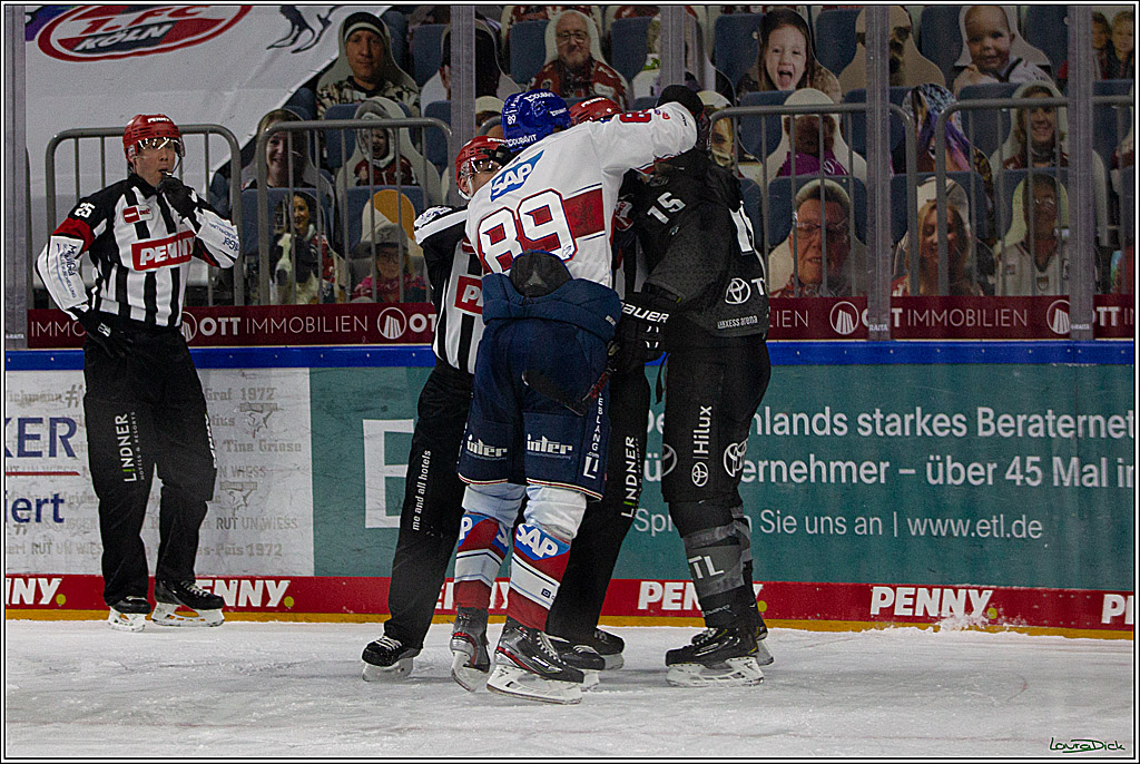 PENNY DEL;  Koelner Haie - Adler Mannheim; Koeln, 08.04.2021